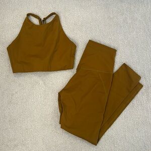 Girlfriend Collective Women’s Set!